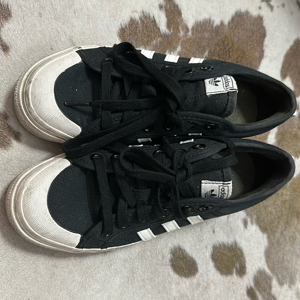 Platform Adidas